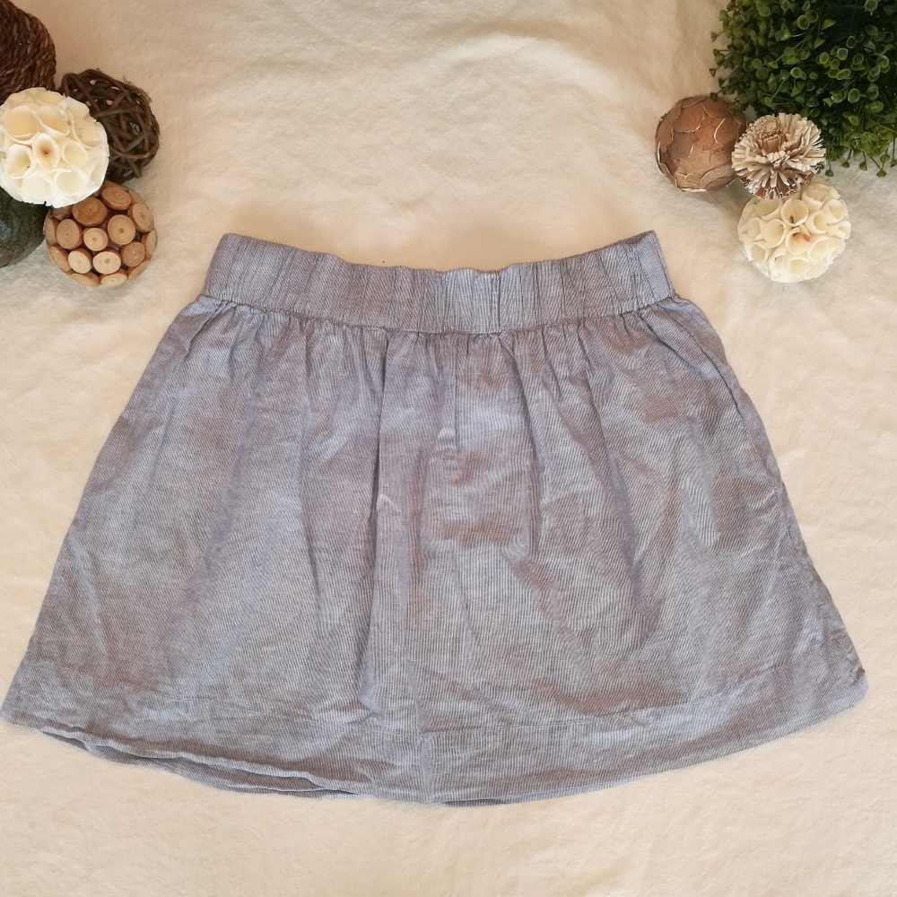 J. Crew skirt with elastic waist and pockets!